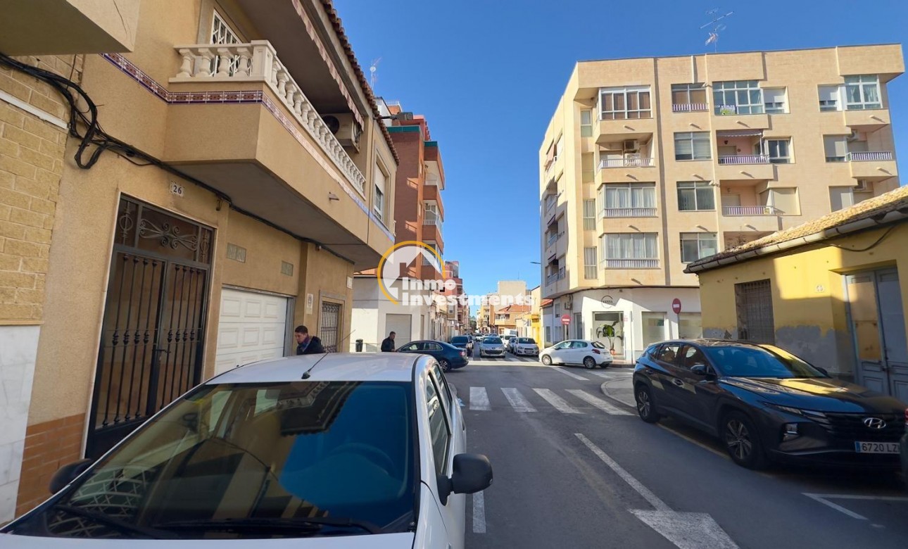 Resale - Apartment - Torrevieja