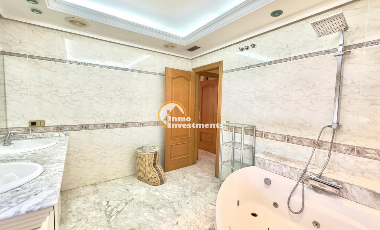 Reventa - Ático - Torrevieja - Centro