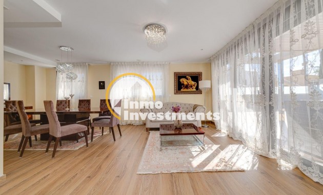 Bestaande bouw - Villa - Torrevieja - Miramar - Torre del Moro