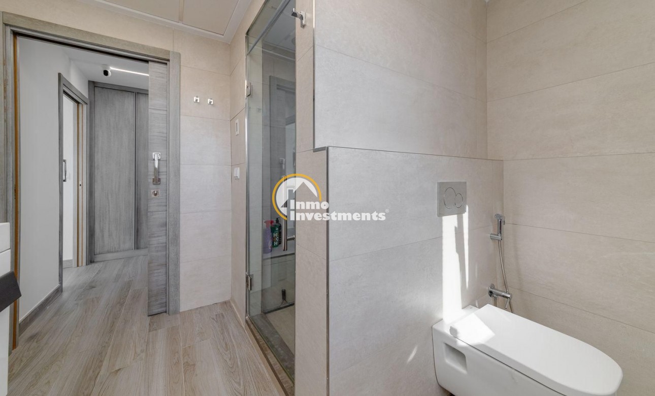 Bestaande bouw - Villa - Torrevieja - Miramar - Torre del Moro