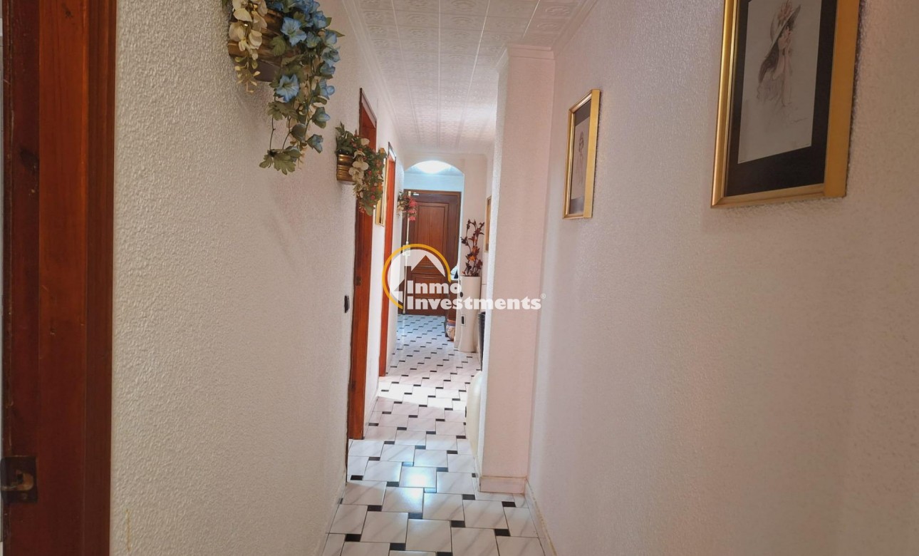 Reventa - Apartamento - Torrevieja - Acequion