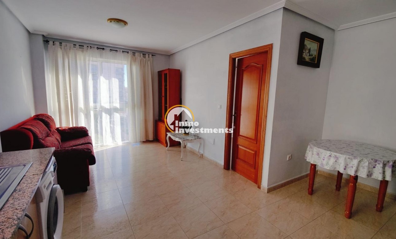Reventa - Apartamento - Torrevieja - Aguas Nuevas