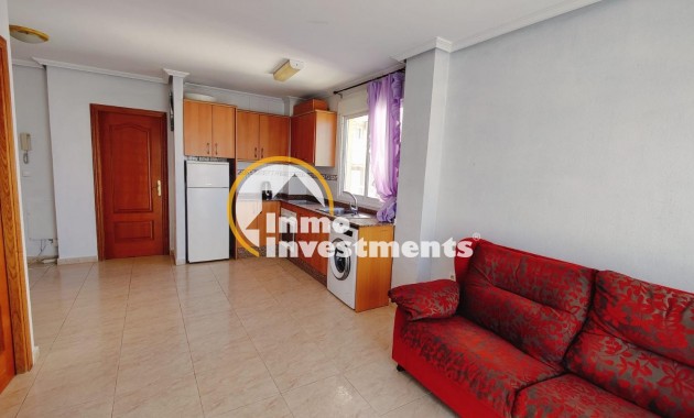 Reventa - Apartamento - Torrevieja - Aguas Nuevas