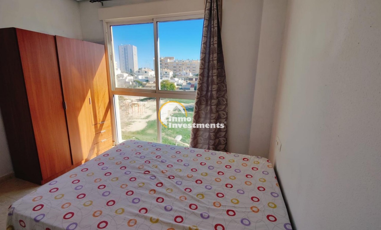 Reventa - Apartamento - Torrevieja - Aguas Nuevas