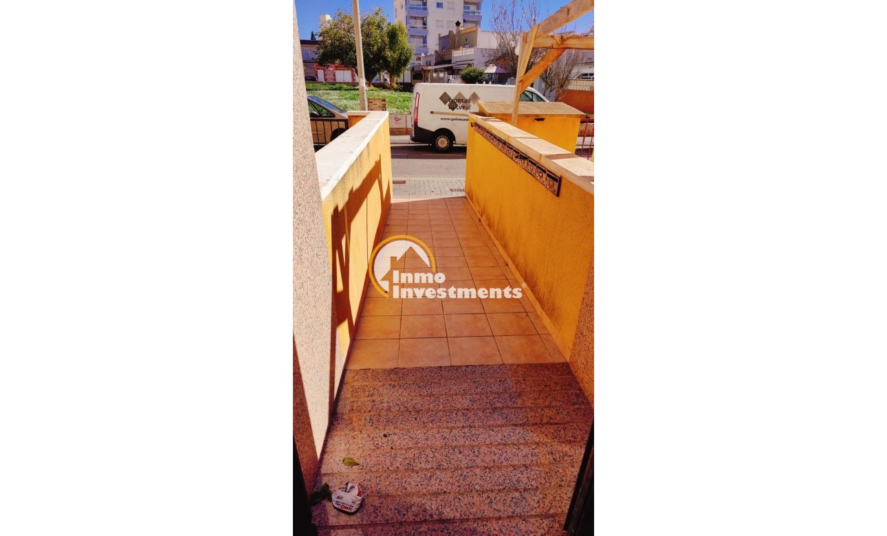 Reventa - Apartamento - Torrevieja - Aguas Nuevas