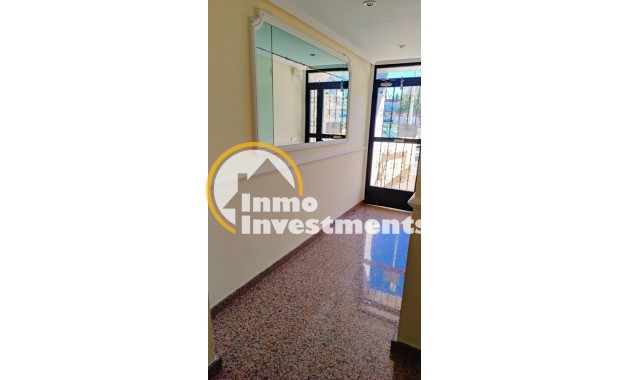 Reventa - Apartamento - Torrevieja - Aguas Nuevas