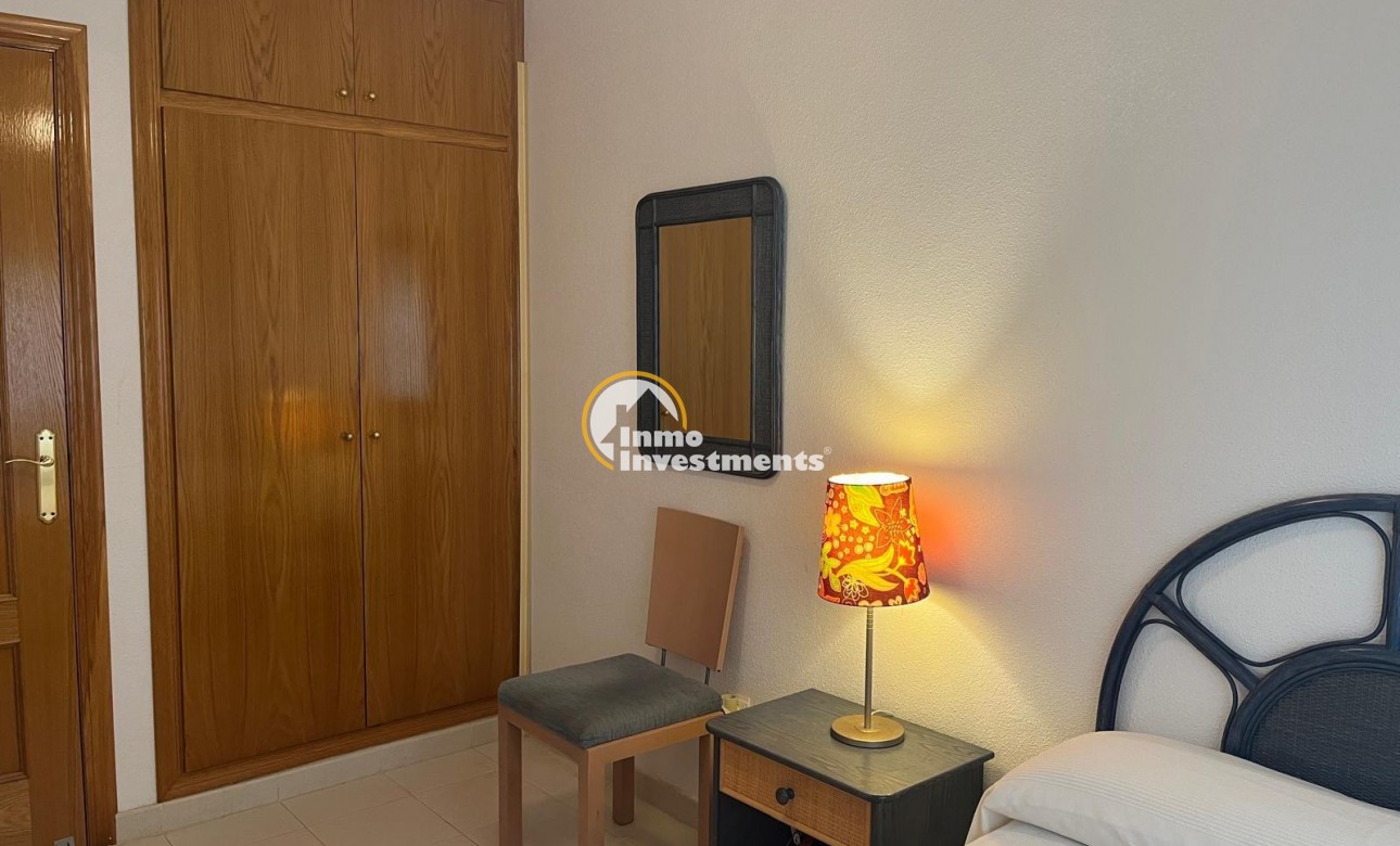 Reventa - Apartamento - Orihuela Costa - Campoamor