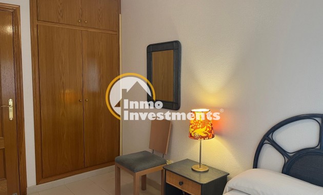 Reventa - Apartamento - Orihuela Costa - Campoamor