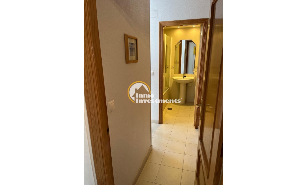 Reventa - Apartamento - Orihuela Costa - Campoamor