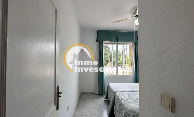 Resale - Bungalow - Orihuela Costa - Playa Flamenca