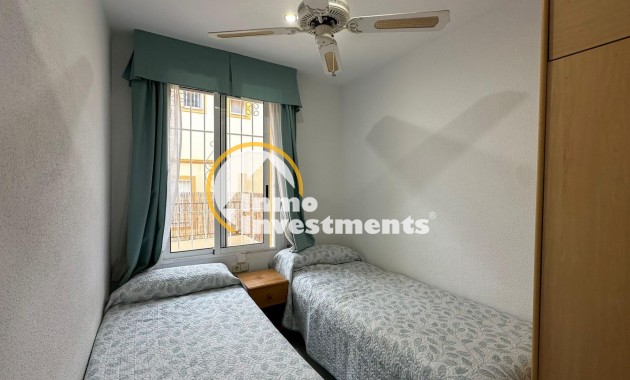 Resale - Bungalow - Orihuela Costa - Playa Flamenca