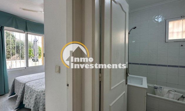 Resale - Bungalow - Orihuela Costa - Playa Flamenca