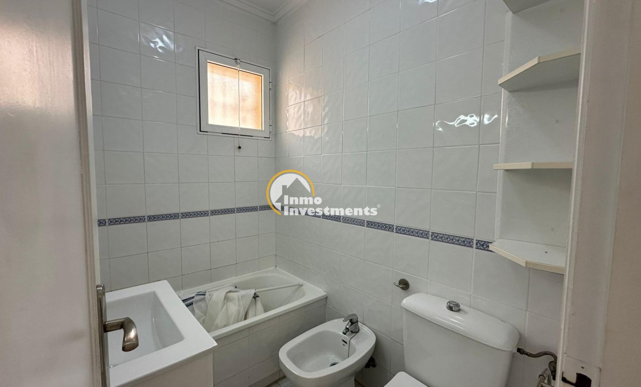 Resale - Bungalow - Orihuela Costa - Playa Flamenca