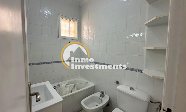 Resale - Bungalow - Orihuela Costa - Playa Flamenca