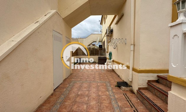 Resale - Bungalow - Orihuela Costa - Playa Flamenca