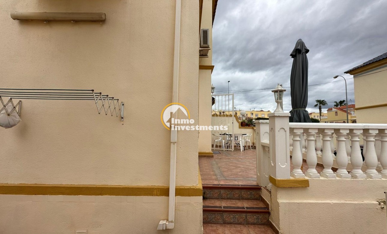 Resale - Bungalow - Orihuela Costa - Playa Flamenca