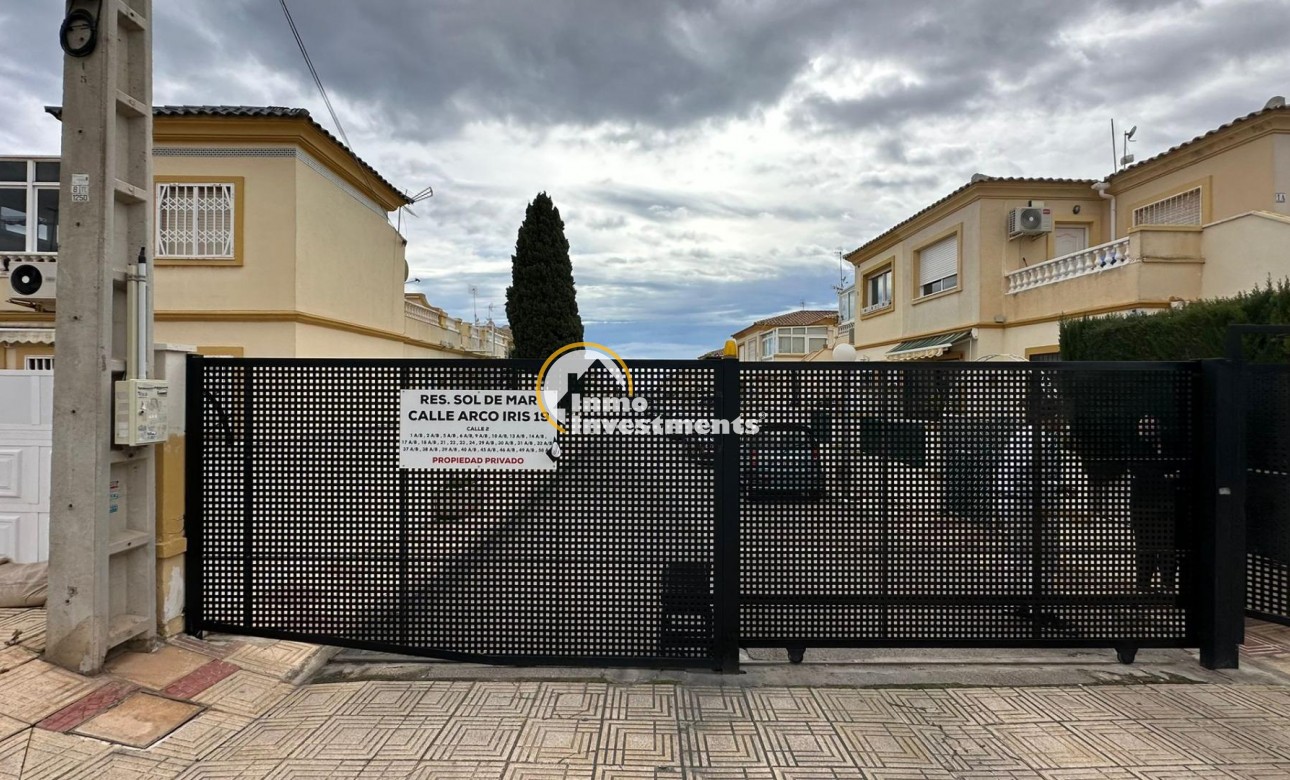 Resale - Bungalow - Orihuela Costa - Playa Flamenca