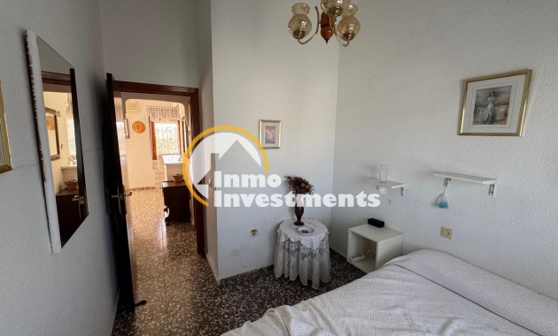 Reventa - Chalet independiente - Torrevieja - La Siesta