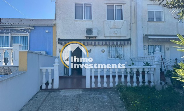 Reventa - Chalet independiente - Torrevieja - La Siesta