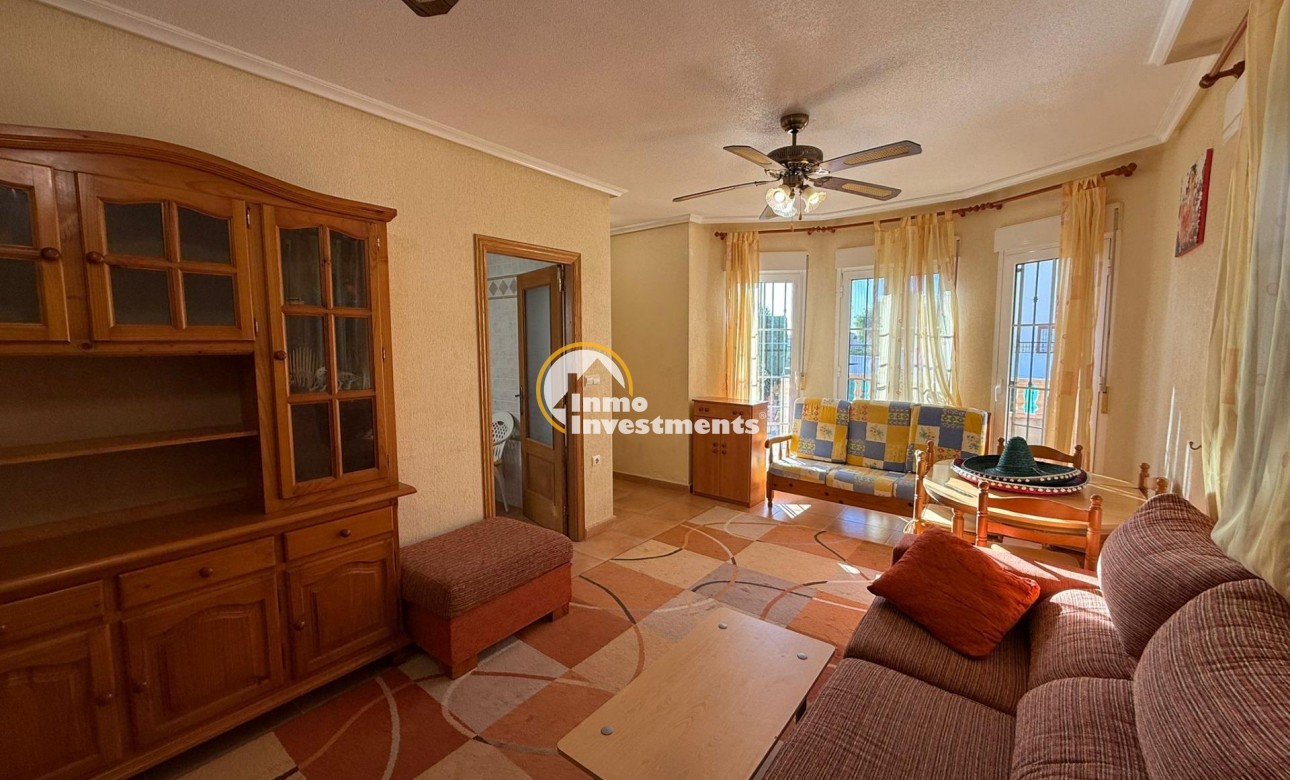 Reventa - Chalet independiente - Guardamar del Segura - El Raso