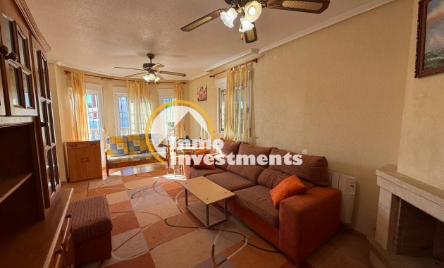 Reventa - Chalet independiente - Guardamar del Segura - El Raso