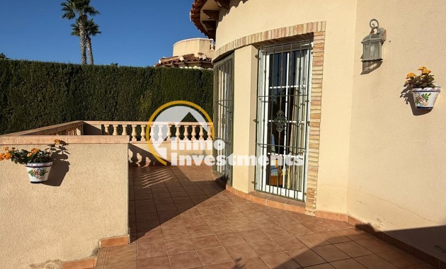 Reventa - Chalet independiente - Guardamar del Segura - El Raso