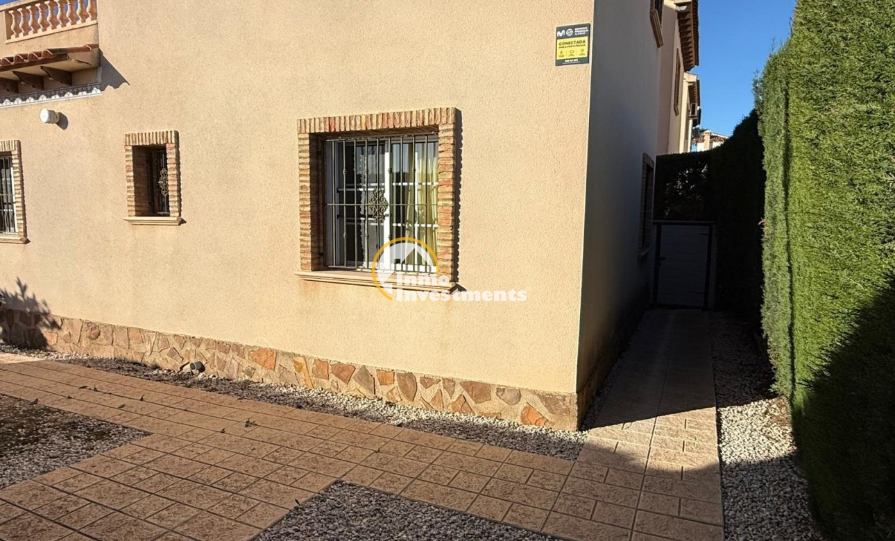 Reventa - Chalet independiente - Guardamar del Segura - El Raso