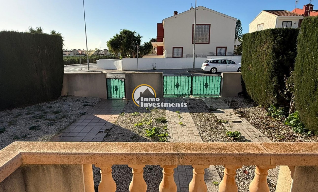 Reventa - Chalet independiente - Guardamar del Segura - El Raso