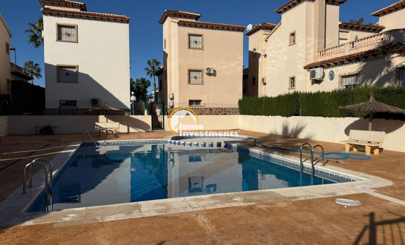 Reventa - Chalet independiente - Guardamar del Segura - El Raso