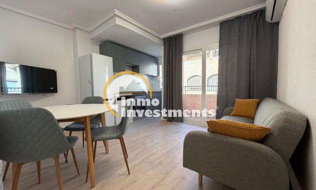 Resale - Apartment - Torrevieja - Playa del Cura