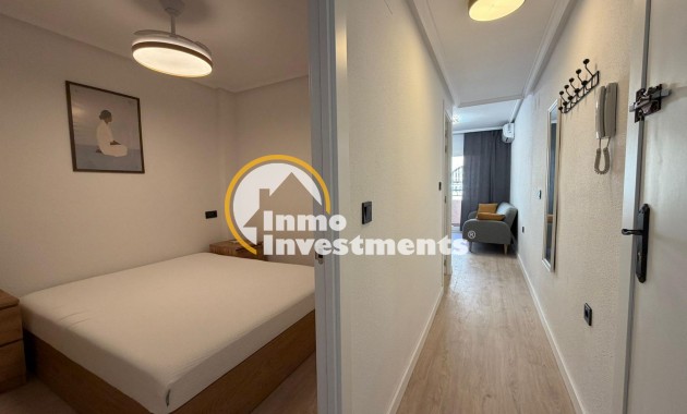 Resale - Apartment - Torrevieja - Playa del Cura