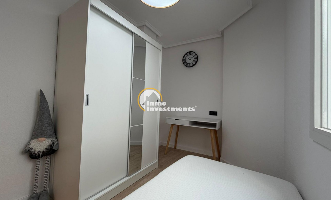 Resale - Apartment - Torrevieja - Playa del Cura