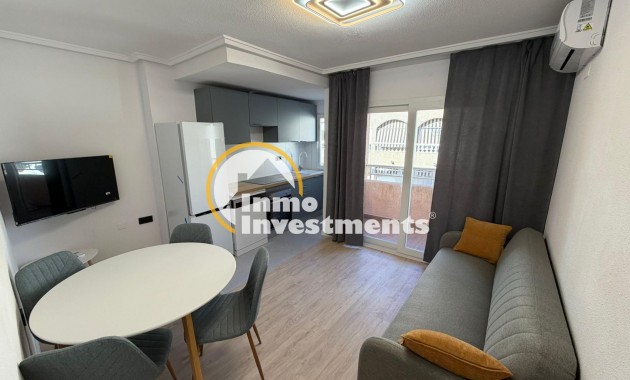 Resale - Apartment - Torrevieja - Playa del Cura