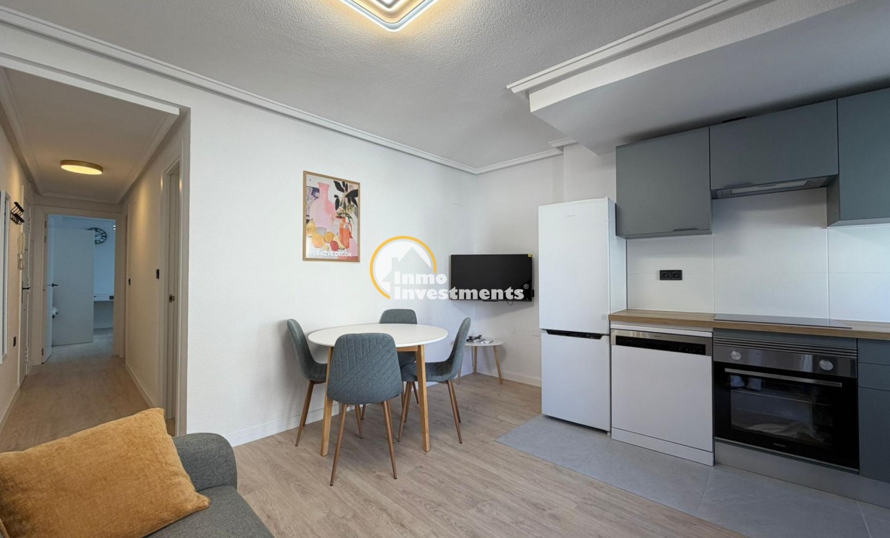 Resale - Apartment - Torrevieja - Playa del Cura