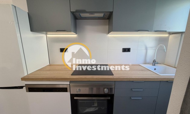 Resale - Apartment - Torrevieja - Playa del Cura