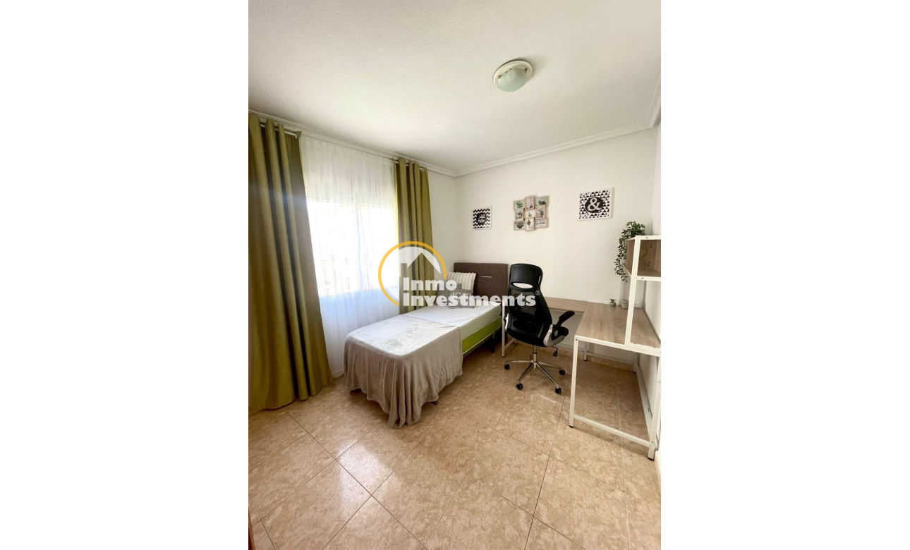 Reventa - Apartamento - Torrevieja - Centro