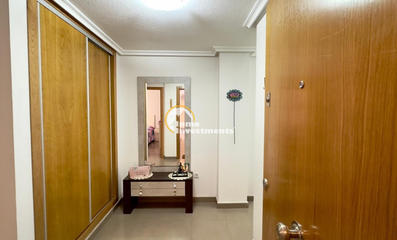 Resale - Apartment - Torrevieja