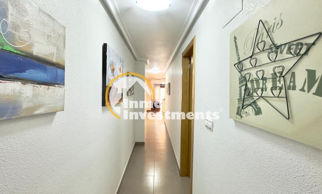 Resale - Apartment - Torrevieja
