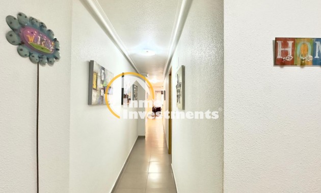 Resale - Apartment - Torrevieja