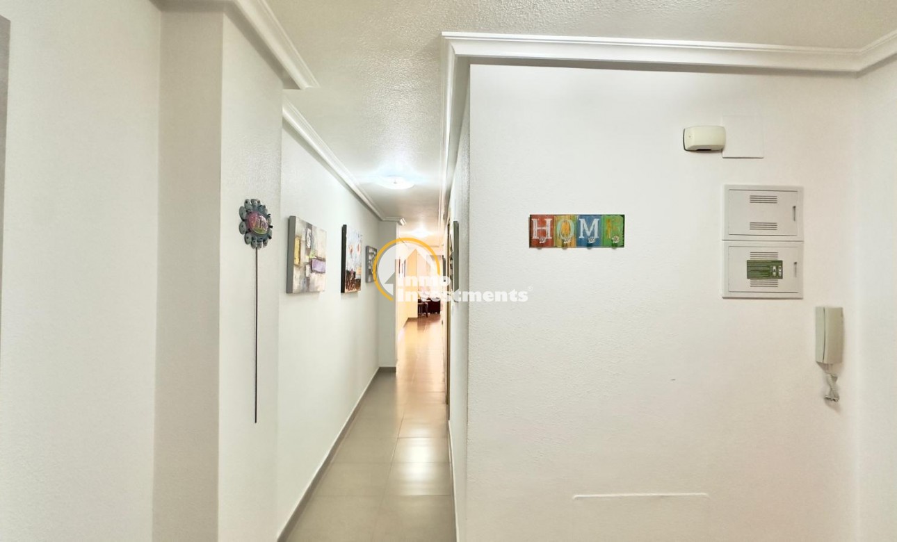 Resale - Apartment - Torrevieja