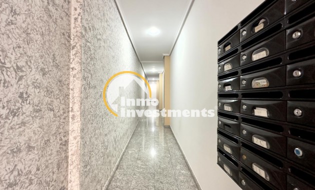 Resale - Apartment - Torrevieja