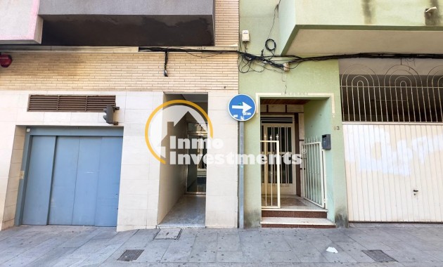 Resale - Apartment - Torrevieja