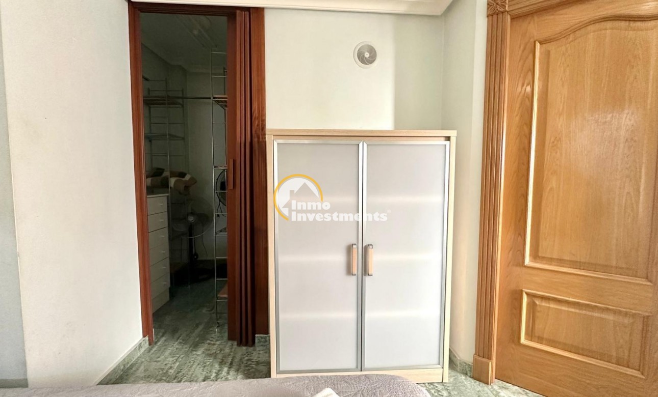 Resale - Penthouse - Torrevieja