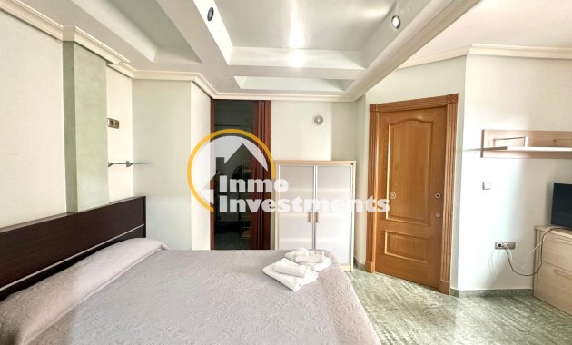 Resale - Penthouse - Torrevieja