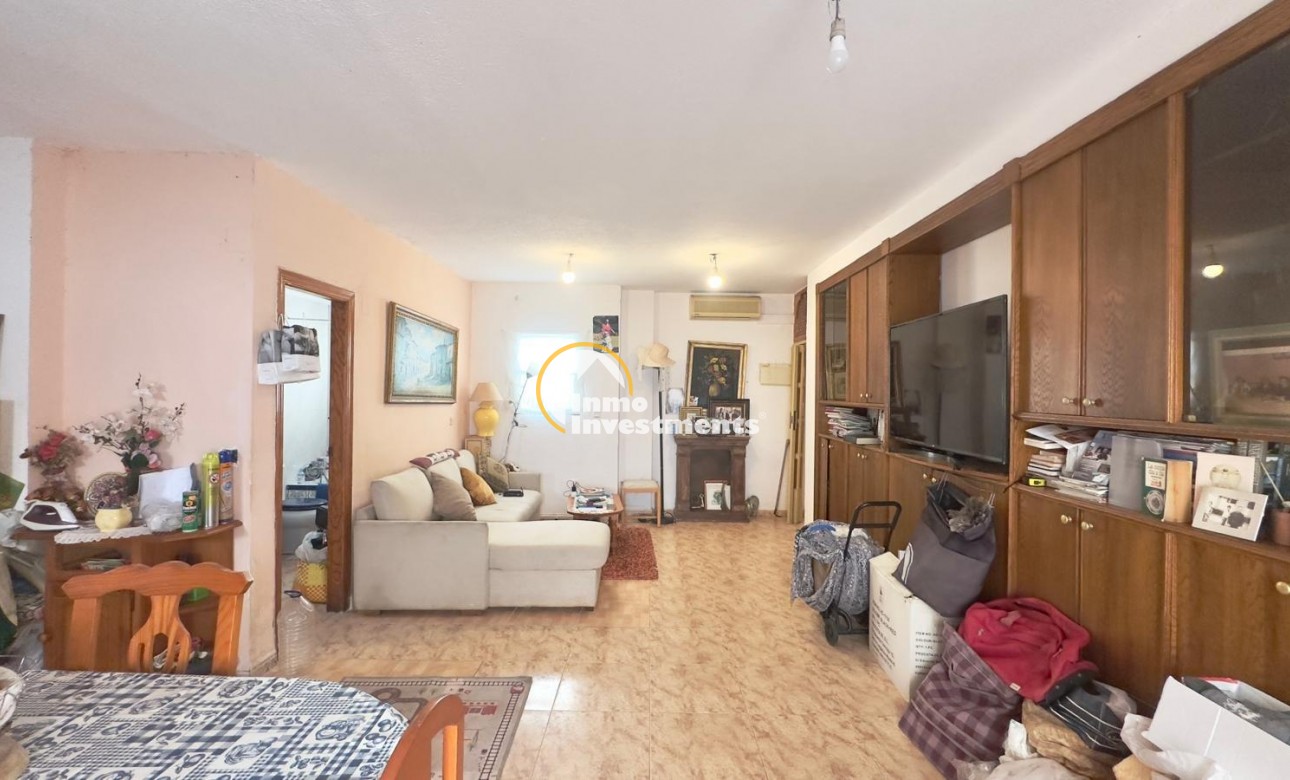 Reventa - Ático - Torrevieja - Estacion de autobuses