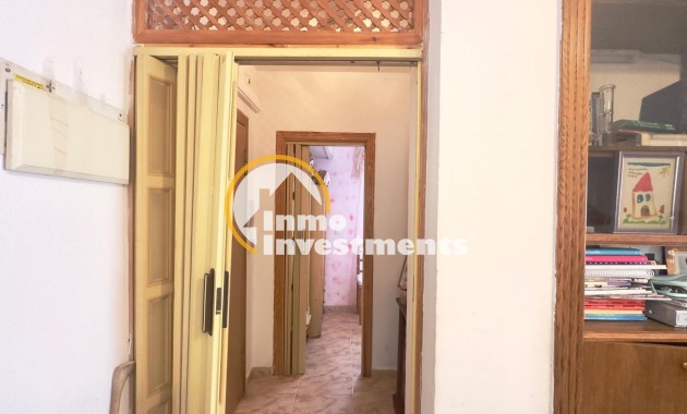 Reventa - Ático - Torrevieja - Estacion de autobuses