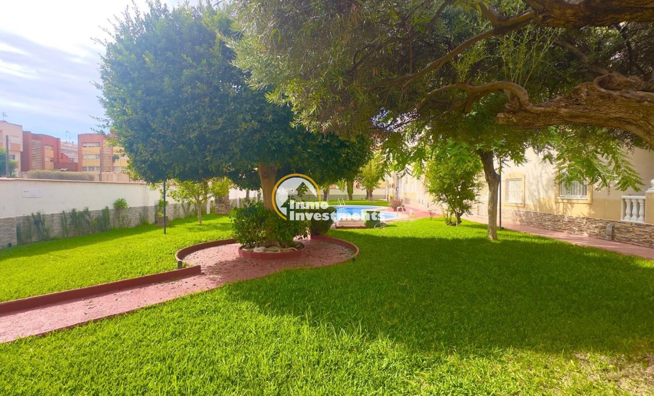 Reventa - Ático - Torrevieja - Estacion de autobuses