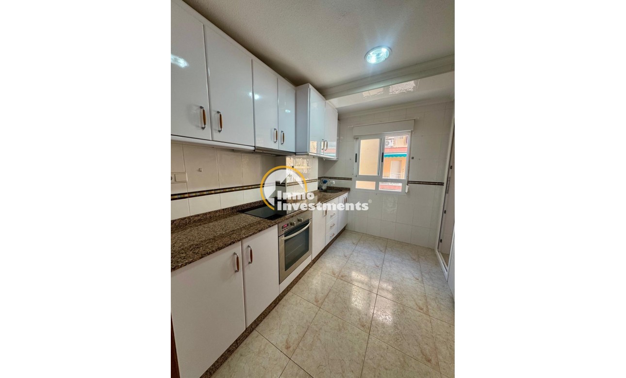 Reventa - Apartamento - Torrevieja - Playa del Cura
