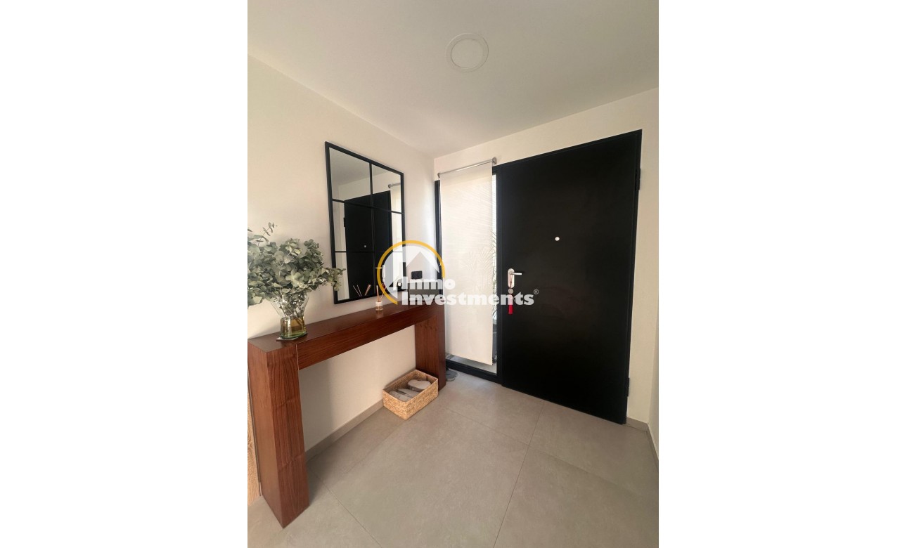 Resale - Villa - Algorfa