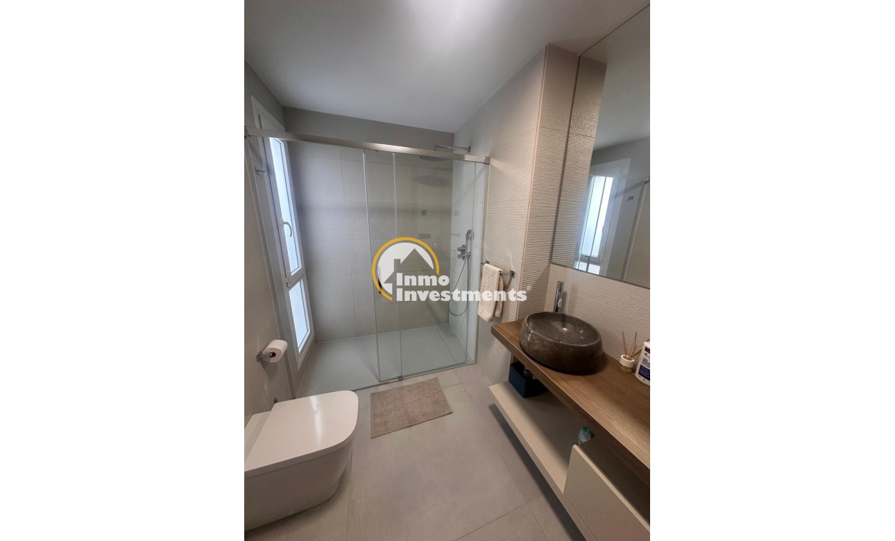 Resale - Villa - Algorfa